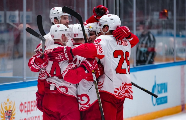 Хоккеисты "Ростова" одержали вторую подряд выездную победу